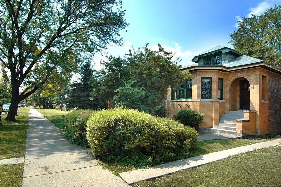 For Sale: 2522 N McVicker Ave, Chicago, IL 60639
