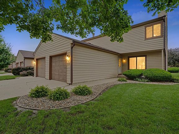 2nd image of 1212 Lancaster Dr #1212