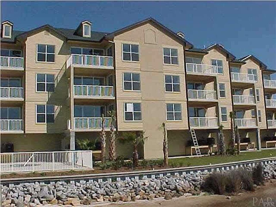1st image of 4050 Indigo Dr APT 305