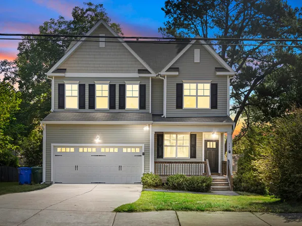 128 Bridge St, Fuquay Varina, NC 27526