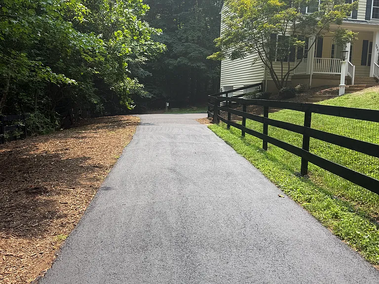 305 E Monacan Dr — Photo 21