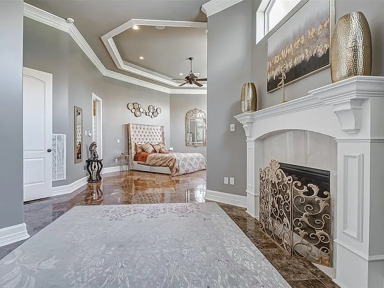 33202 W Haddon Ct — Photo 21