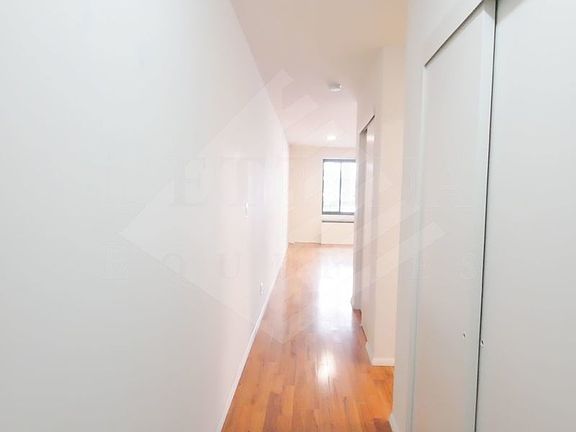 4th image of 77 5th Ave APT 3B