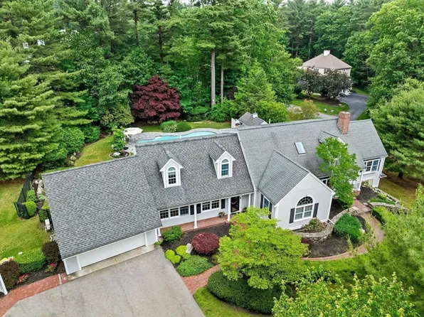 7 Autumn Ln, Norwell, MA 02061