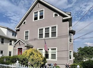 621 Undercliff Ave Floor 2, Edgewater, NJ 07020