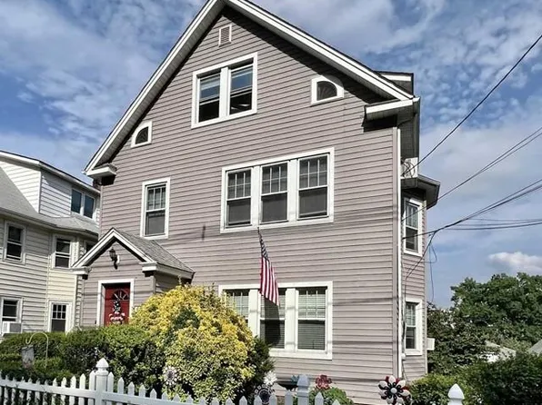 621 Undercliff Ave Floor 2, Edgewater, NJ 07020