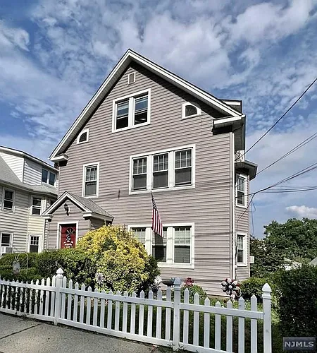621 Undercliff Ave #2 Photo 1