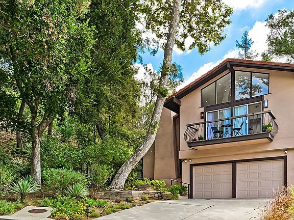 2nd image of 10397 Summer Holly Cir