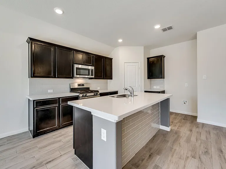 9112 Flying Eagle Ln — Photo 4