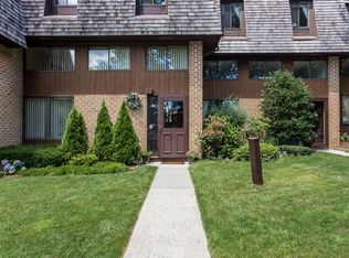 3 The Hamlet, Pelham, NY 10803