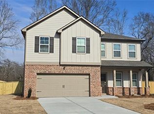 555 Red Dragon Dr, Jefferson, GA