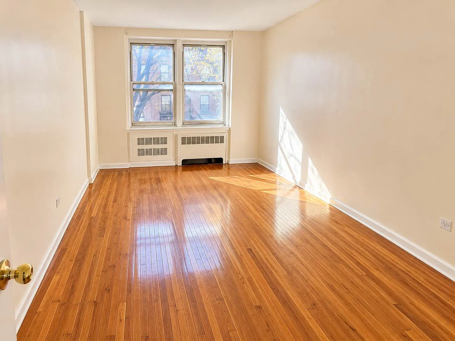 330 East 19th Street — Photo 4