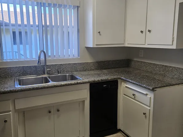 Canyon gardens, 5060 Coldwater Canyon Ave APT 26, Sherman Oaks, CA 91423