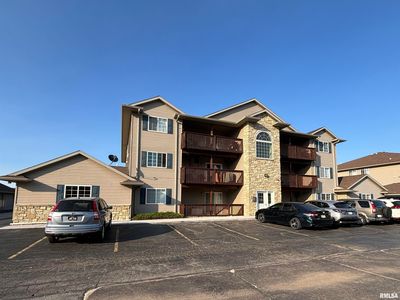 121 E Price St UNIT 201, Eldridge, IA, 52748