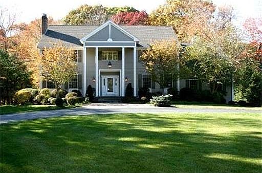 2nd image of 105 Ruddock Rd
