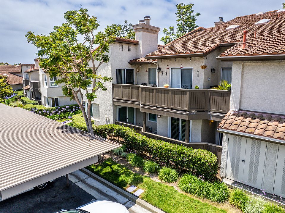 1st image of 72 Corniche Dr Unit C
