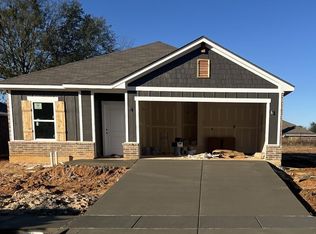 1115 Park Meadows Dr, Whitehouse, TX 75791