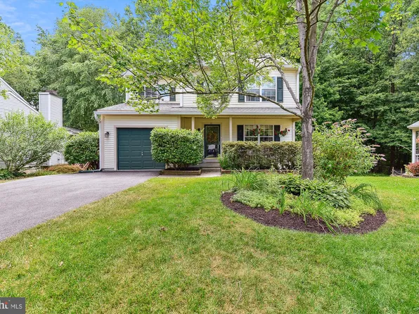 10 Shad Ct, Middle River, MD 21220