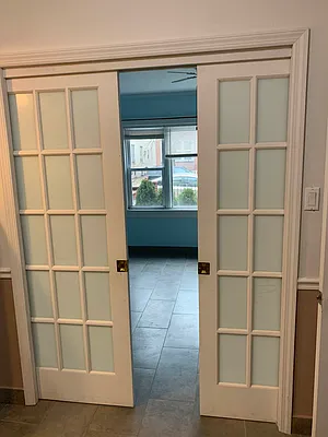 Rented by Halvatzis Realty | media 5