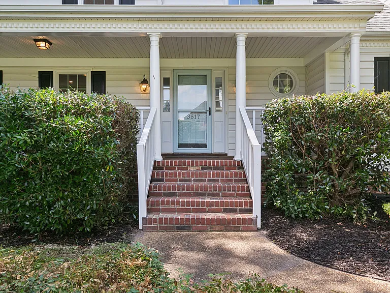 3517 Mott Ln — Photo 7