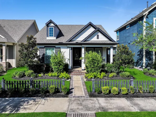 18422 Central Creek Dr, Cypress, TX 77433