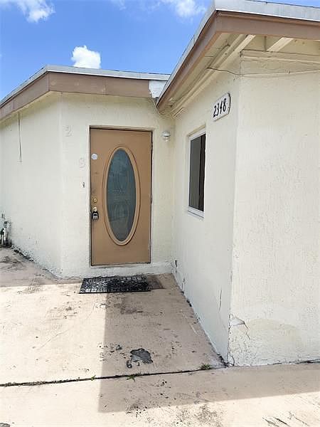 1st image of 2348 NW 15th St