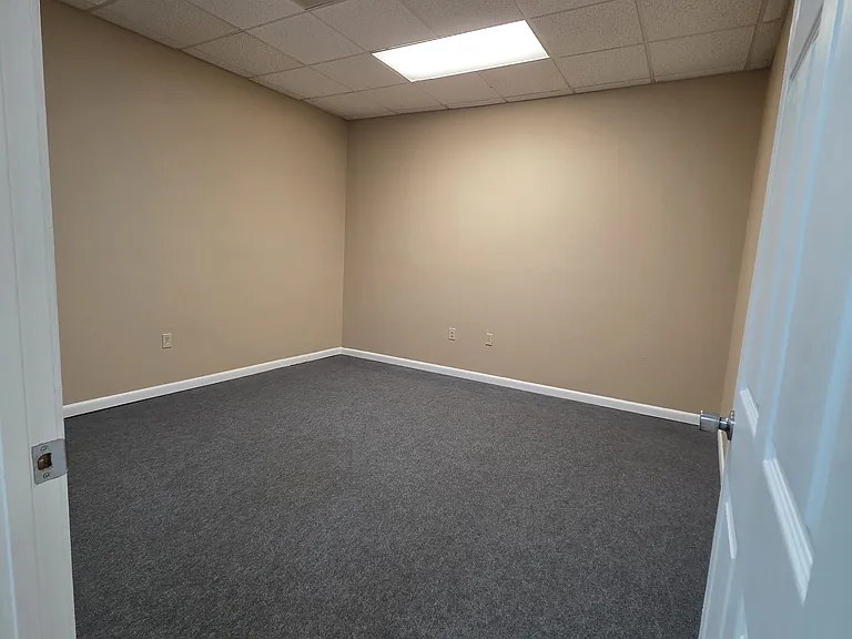 501 Plaza Dr #103 — Photo 3