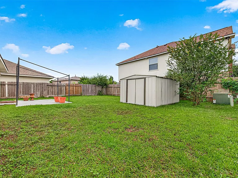 2510 Fox Water Dr — Photo 32