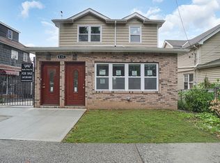 812 Throgs Nck, Bronx, NY 10465