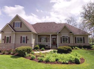 5N745 E Sunset Views Dr, Saint Charles, IL 60175