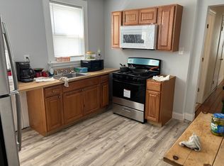 102-104 Robey St, Dorchester, MA 02125