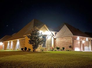 112 Wadesboro Rd, Carencro, LA 70520