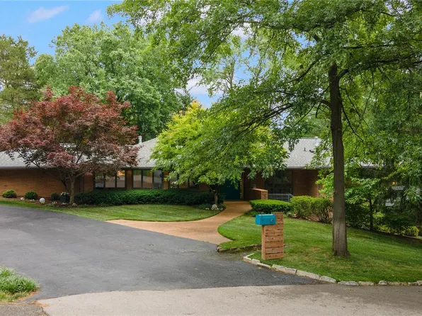 14 Brazilian Ct, Saint Louis, MO 63124
