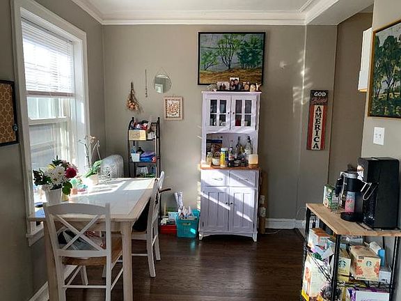 2nd image of 1056 W Thorndale Ave #3U