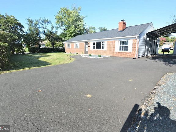 2nd image of 6401 Pioneer Dr #2