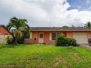 1273 Scottsdale Rd S, West Palm Beach, FL 33417