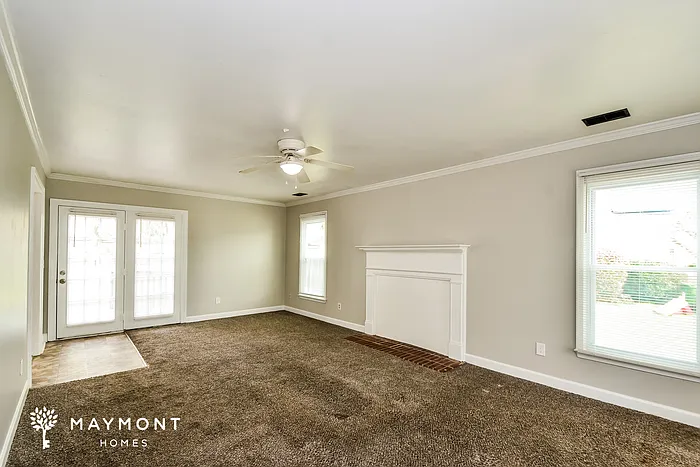 117 Greenglen Dr — Photo 4