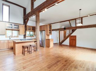 6 Pleasant Ln, Poughkeepsie, NY 12603