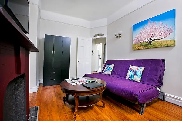 Rented by Charles Coutinho LLC | media 10