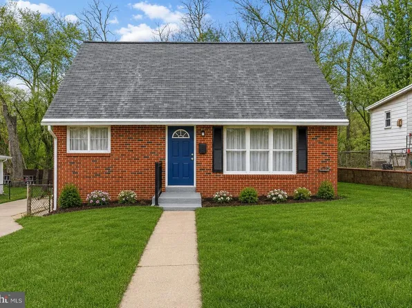 5 Pepper Mill Dr, Capitol Heights, MD 20743