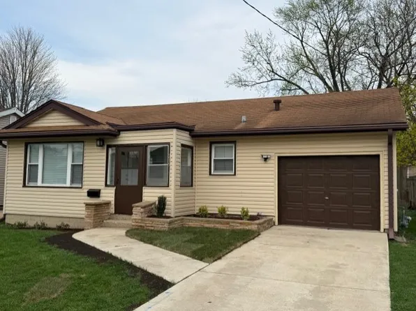 215 N Ohio St, Aurora, IL 60505