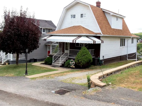 306 Silver Maple Ave, Langeloth, PA 15054