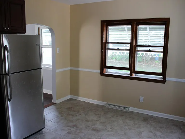 45 Lester St #SINGLE HOUSE — Photo 11