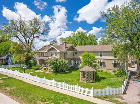 835 Harding St, Belle Fourche, SD 57717