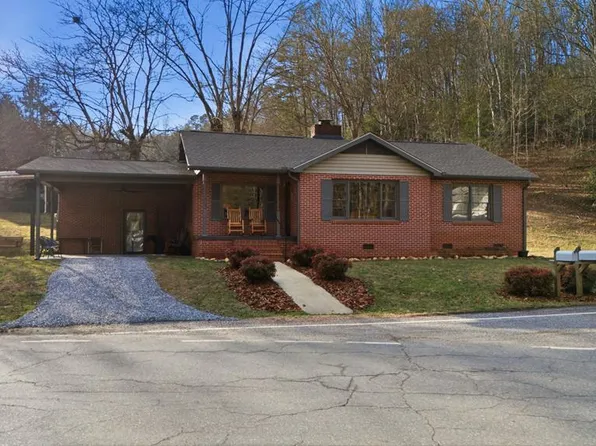 504 Greens Creek Rd, Sylva, NC 28779