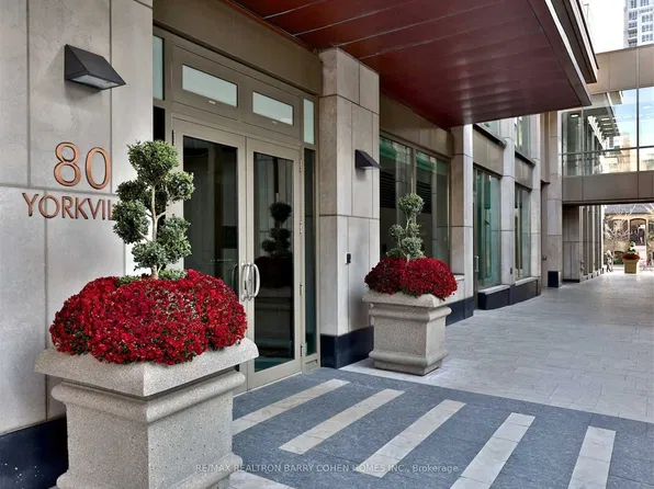 80 Yorkville Ave #1602, Toronto, ON M5R 2C2