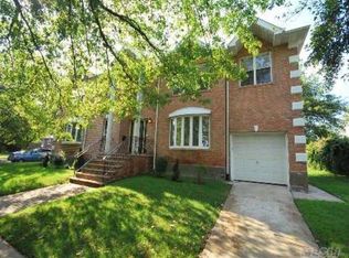 26016 57th Ave, Little Neck, NY 11362