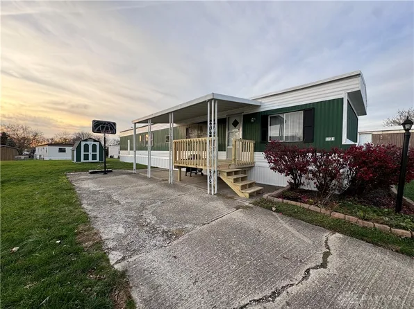 1131 Lisa Dr, South Charleston, OH 45368