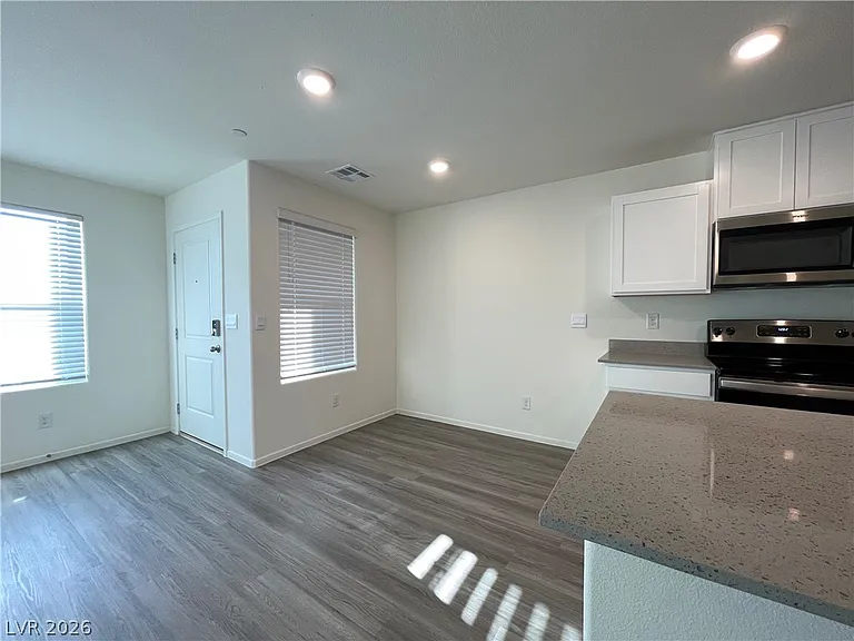 9383 Jade Mesa St — Photo 6