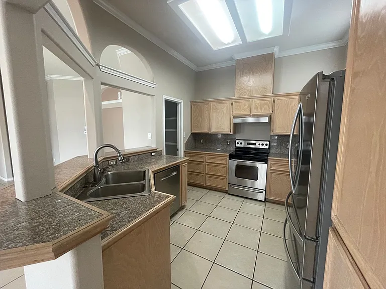 13558 Ducat Ct — Photo 4